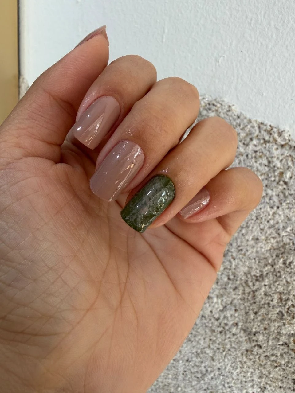 Atendimento de manicure realizado por Ana Paula